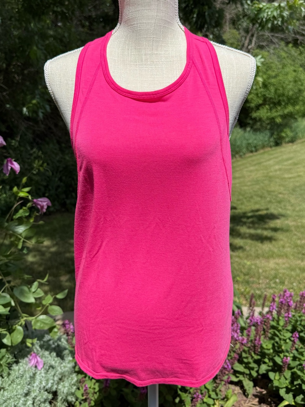 Women’s Xersion Bright Pink Racerback Tank Top